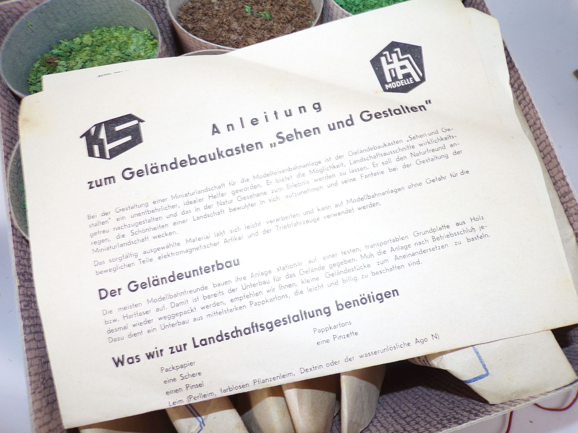 Konvolut H0 Modellbau Häuser Streumaterial Loks Bastlermaterial