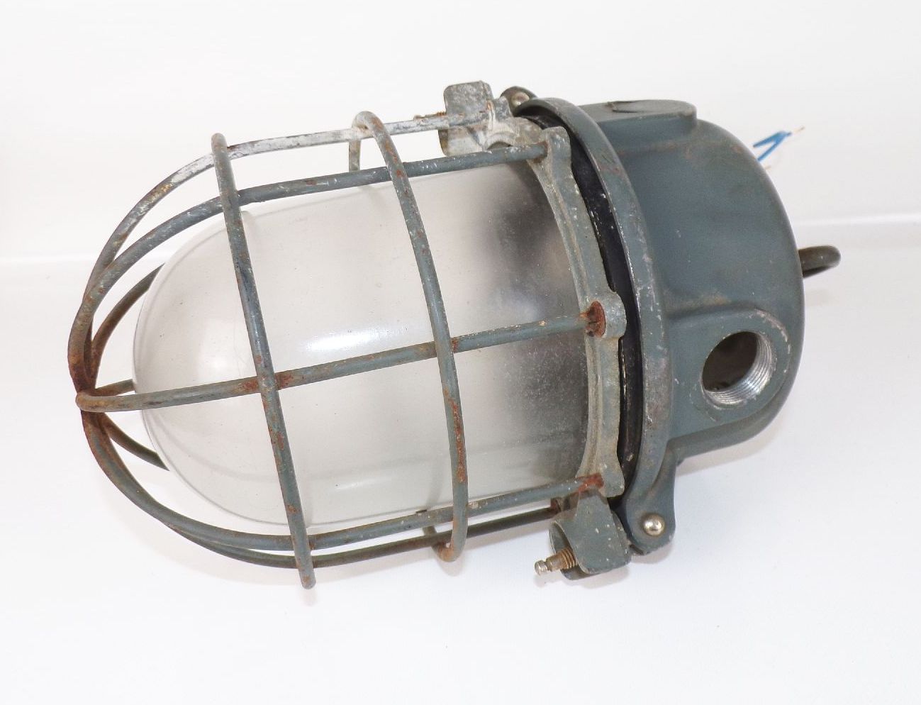 Bunkerlampe Gitter E27 Gitter Rund Loft Industrie Design Pendelleuchte Bunkerlampe Gitter E27 Gitter Rund Loft Industrie Design Pendelleuchte