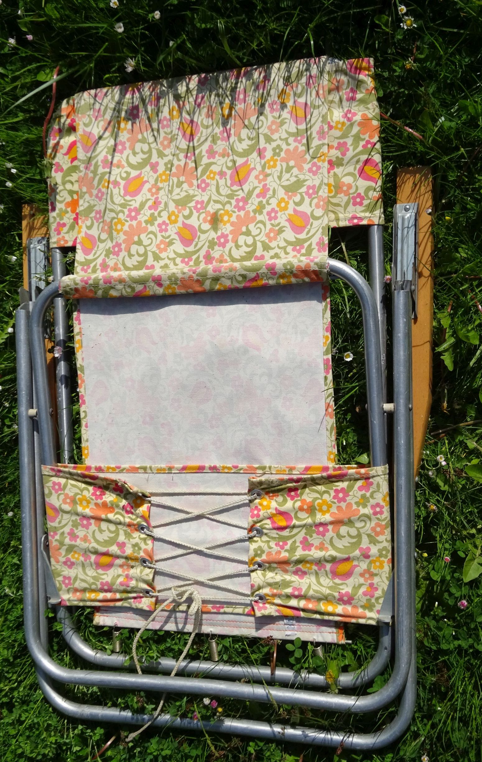 2 x alter DDR Campingstuhl Klappstuhl hohe Lehne Set Paar 2 x alter DDR Campingstuhl Klappstuhl hohe Lehne Set Paar