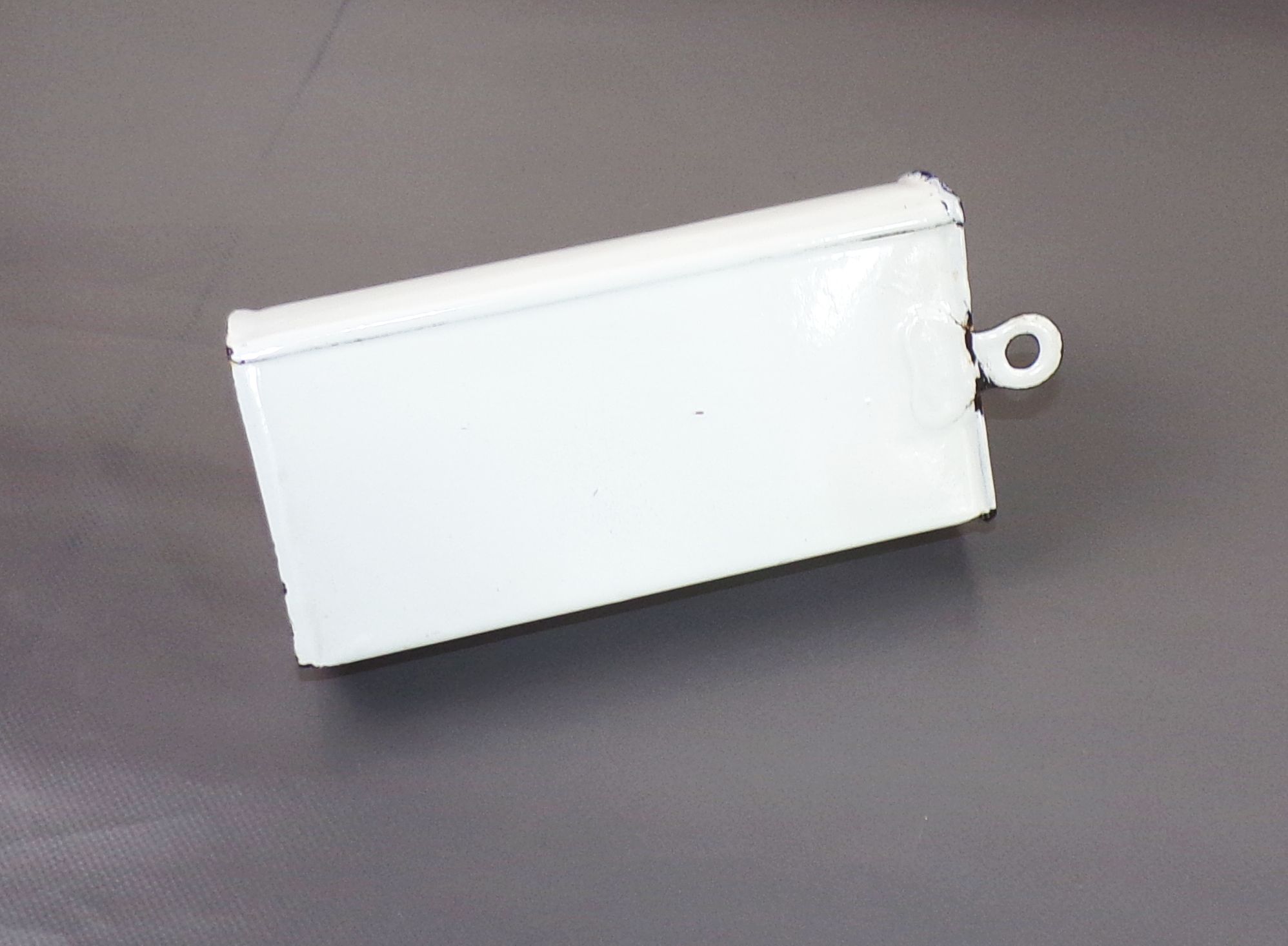 Alter Email Gefäß Weiss Blau Einlauf Behälter shabby Pflanzgefäß 