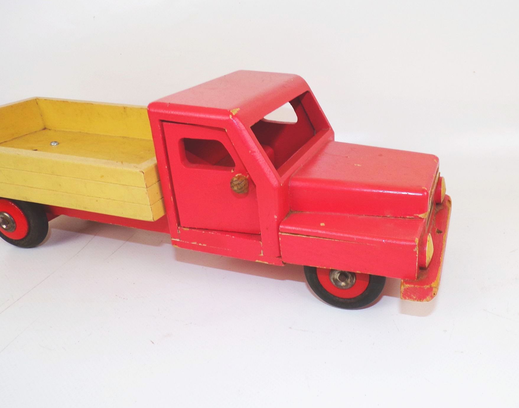 Wolfi Pritschenwagen LKW Laster Woldemar Fischer Pobershau DDR Holzspielzeug