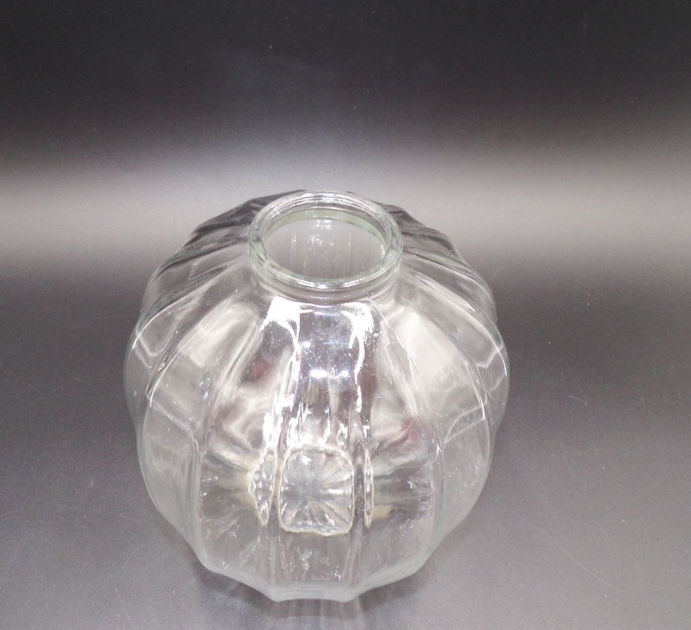 Altes Lampenglas transparent Facetten Glaselemente Vase Antik Vintage Altes Lampenglas transparent Facetten Glaselemente Vase Antik Vintage
