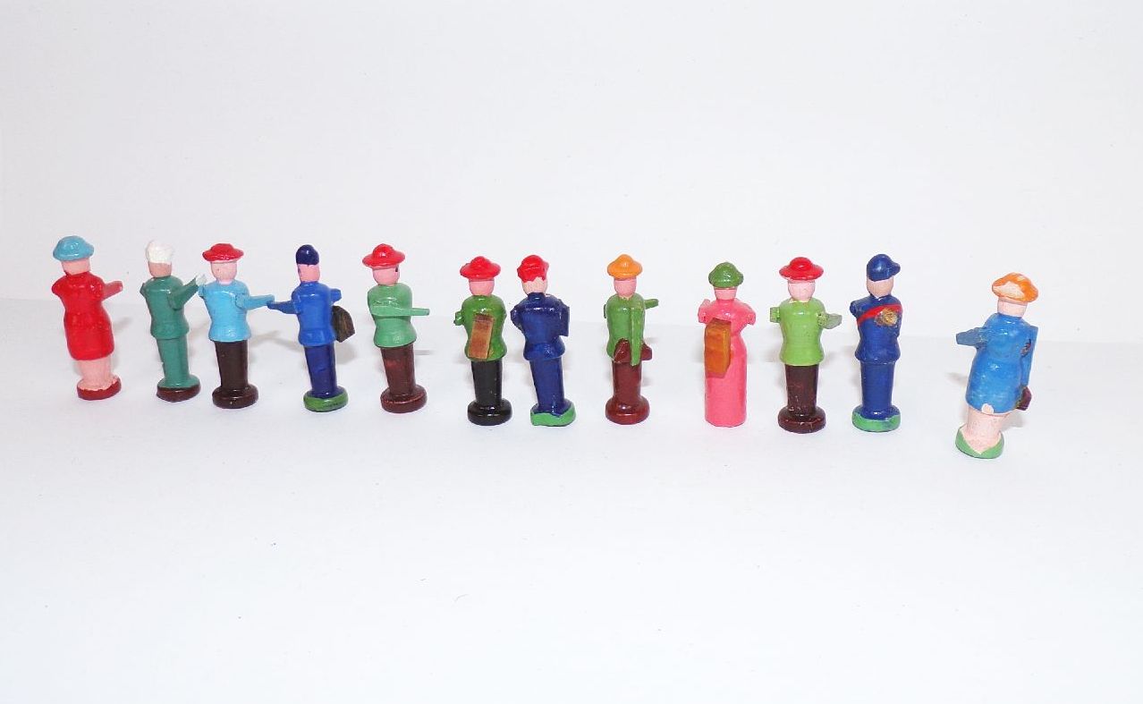 Alte Erzgebirge Eisenbahn Figuren 12 Stück Handarbeit Handbemalt