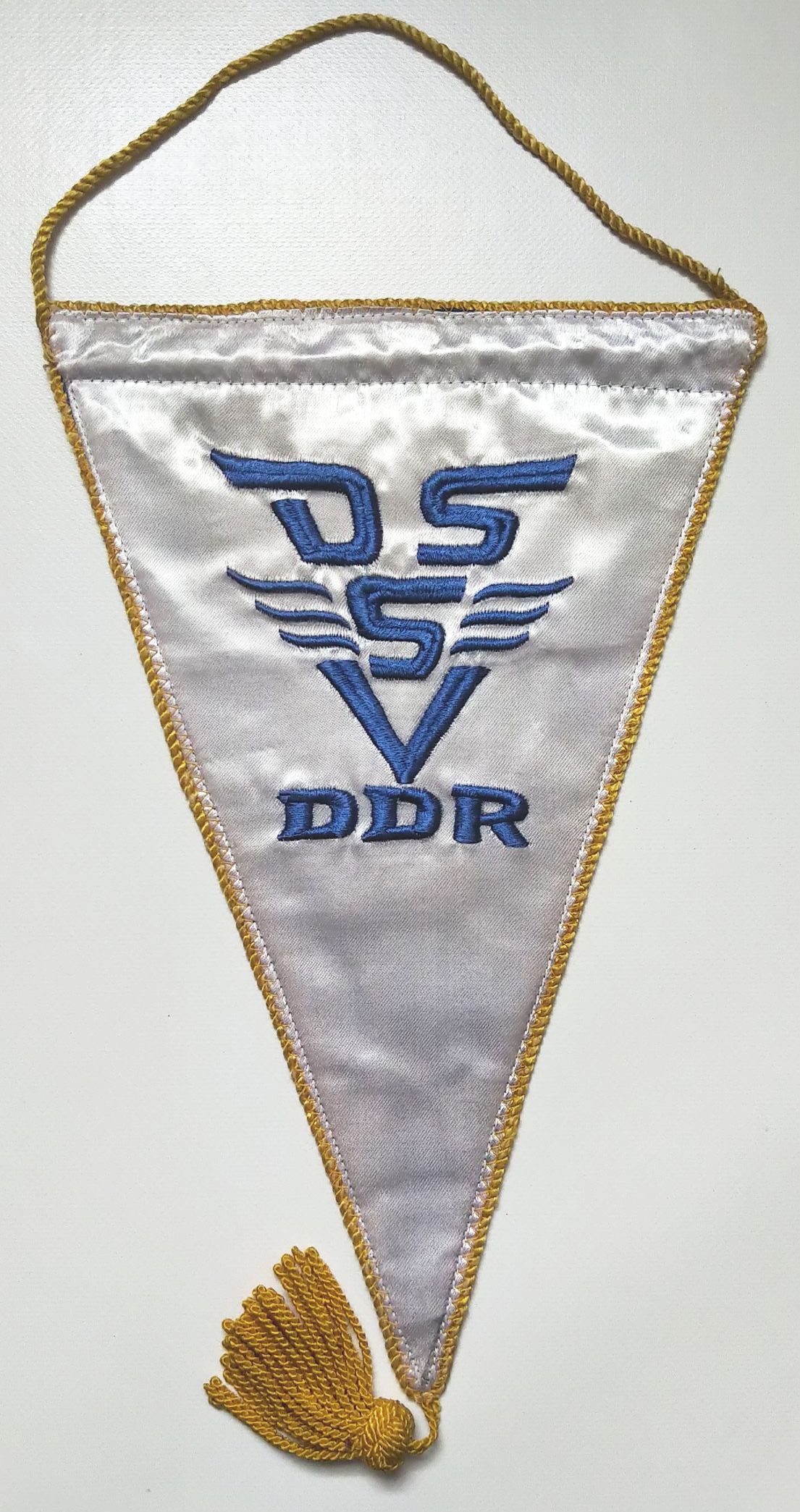 Vorbildliche Sektion des DSSV DDR 1979 alter Wimpel
