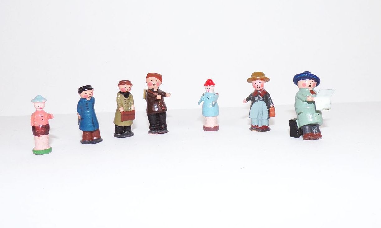 Alte Erzgebirge Eisenbahn Figuren 7 Stück Holz 