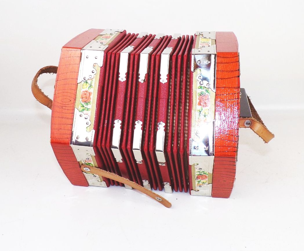 Alte Concertina DDR Akkordeon Handharmonika mit Originalkarton Alte Concertina DDR Akkordeon Handharmonika mit Originalkarton