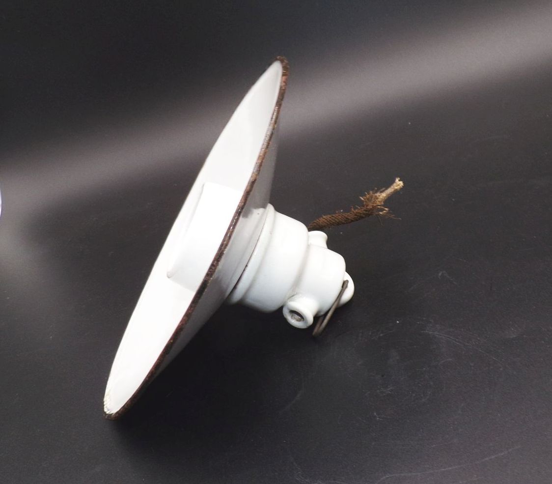 Alte Email Deckenlampe Weiß Porzellan E27 Industriedesign Loft