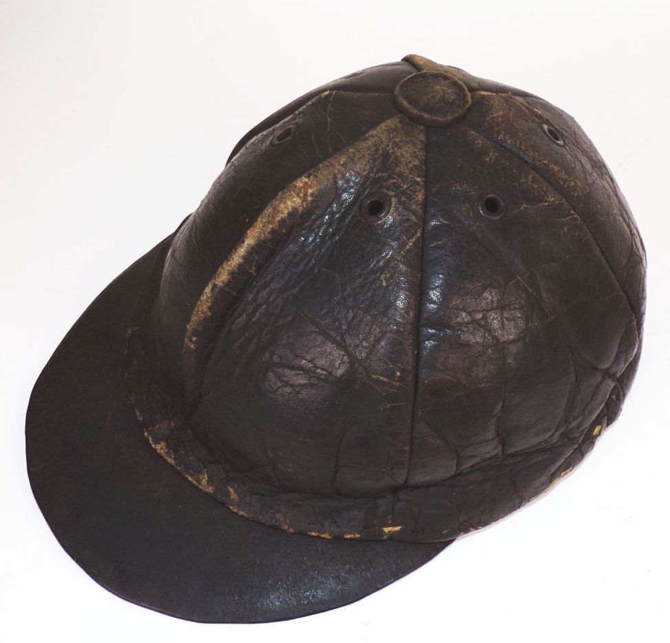 Alte Ledermütze Bergbau Kappe Helm Grubenhelm Antik Zeche