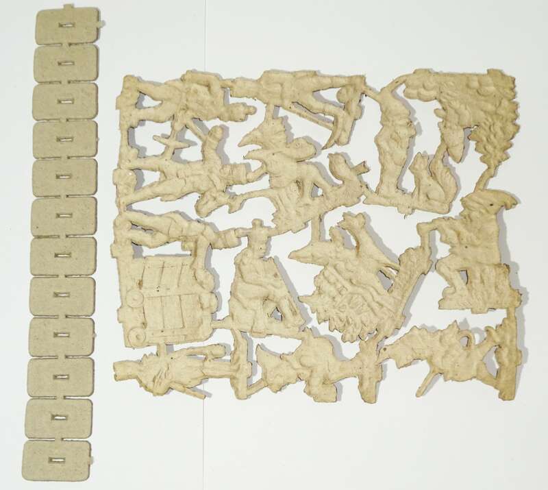 Alter Bogen Weihnachtsberg Zwerge Bergmänner Dresdner Pappe Aufstellfiguren