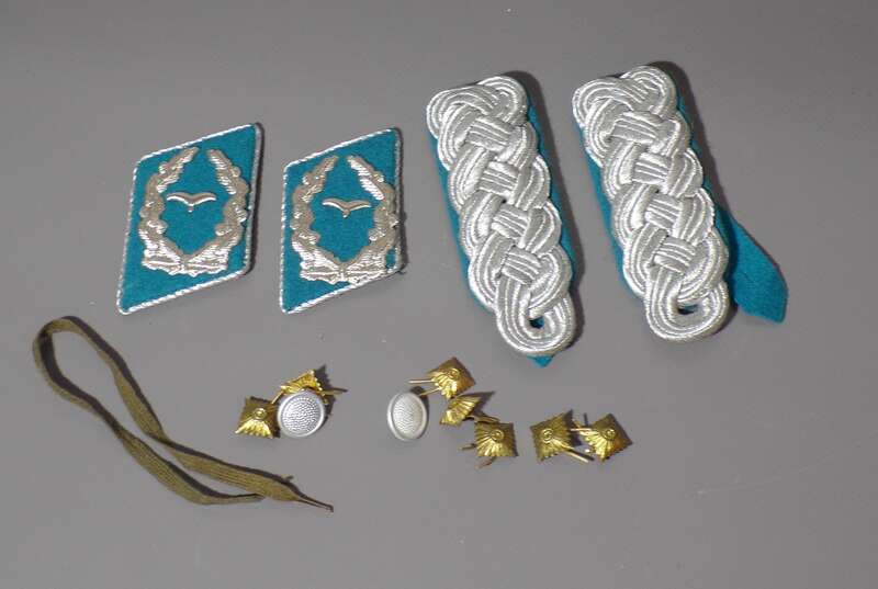 LSK Luftstreitkräfte Kragenspiegel Schulterklappen Stabsoffizier