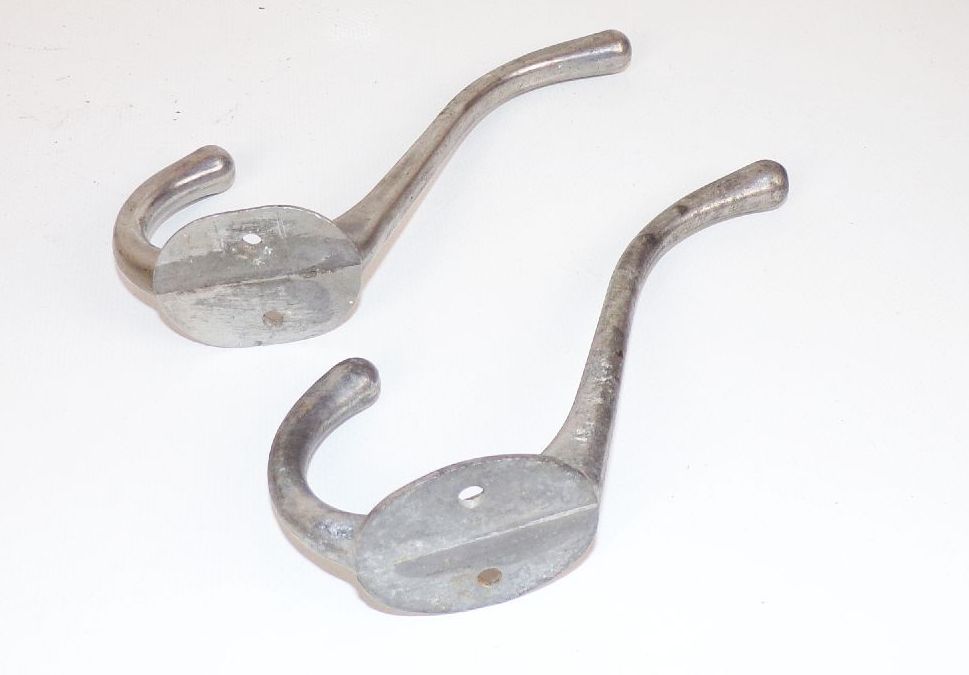 Kleiderhaken 2 Stück Aluminium für Garderobe alte Haken Kleiderhaken 2 Stück Aluminium für Garderobe alte Haken