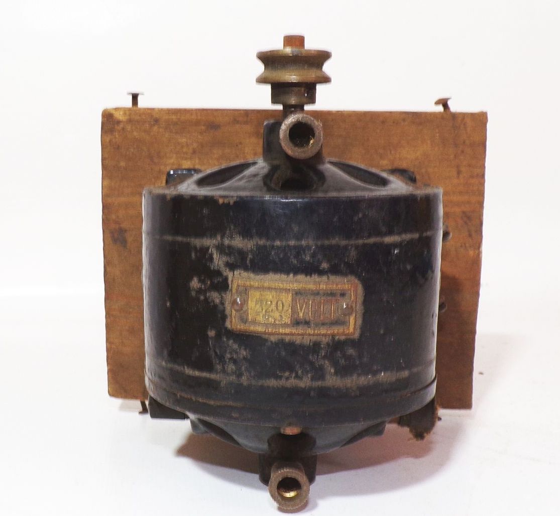 Alter Elektromotor 220 Volt Antrieb Transmission Spielzeug Motor 