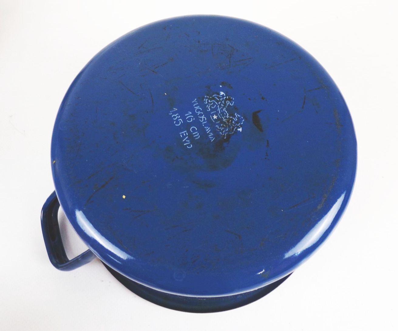 Alte Topf blau Emaille Kochtopf Pflanzgefäß Vintage Alte Topf blau Emaille Kochtopf Pflanzgefäß Vintage