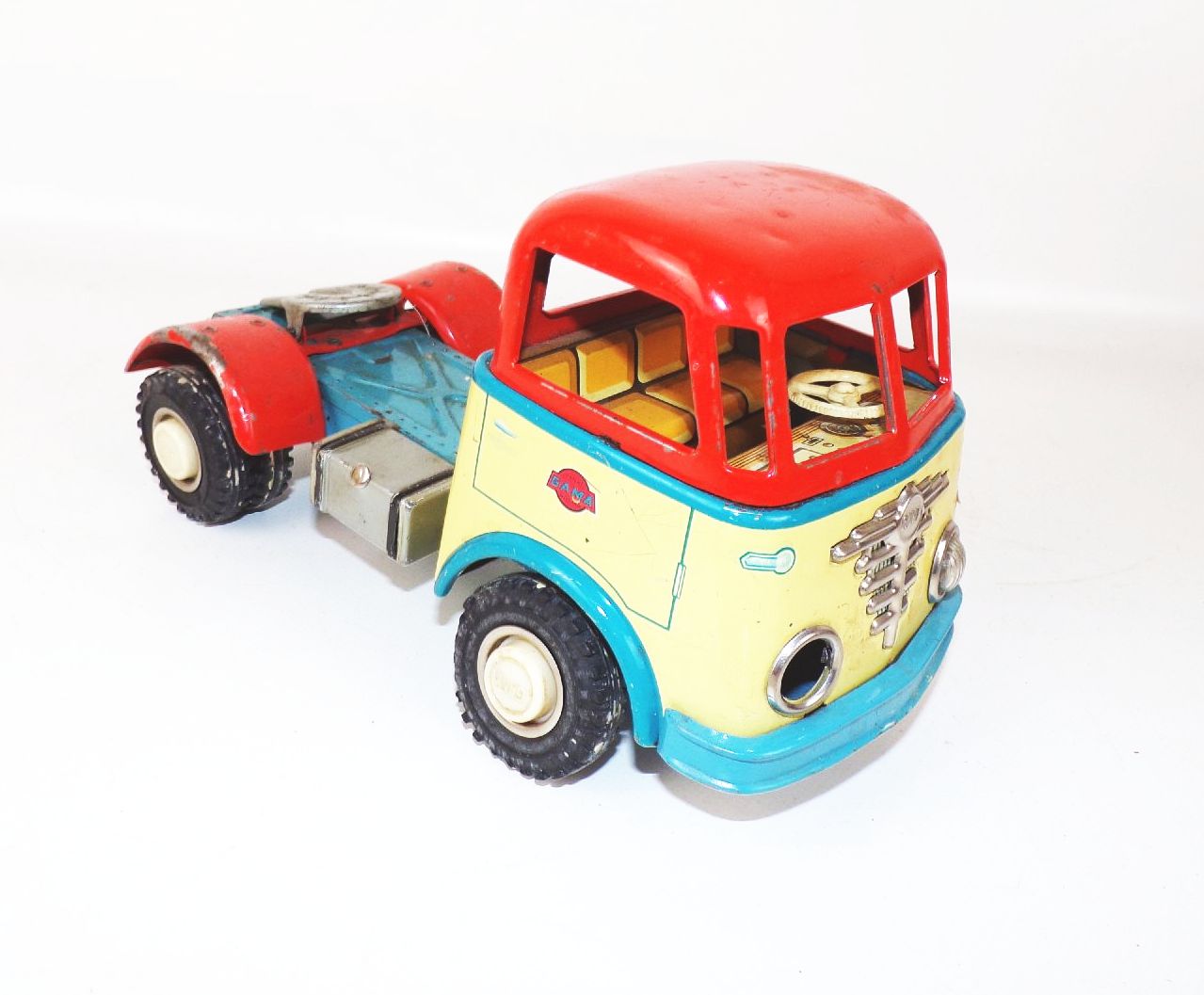 Alter Gama LKW Truck Büssing Ersatzteilspender Alter Gama LKW Truck Büssing Ersatzteilspender