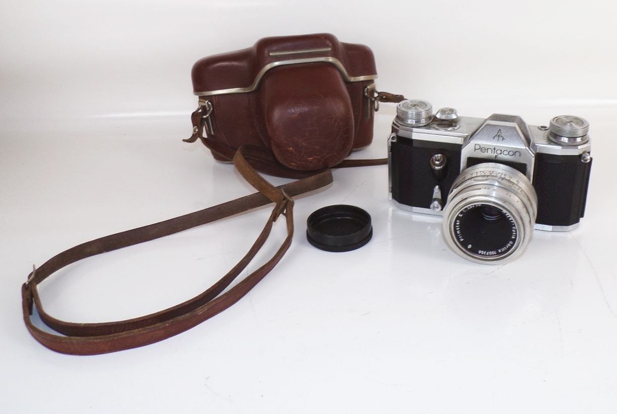 Zeiss Ikon Pentacon F mit Meyer Objektiv Primotar mit Tasche