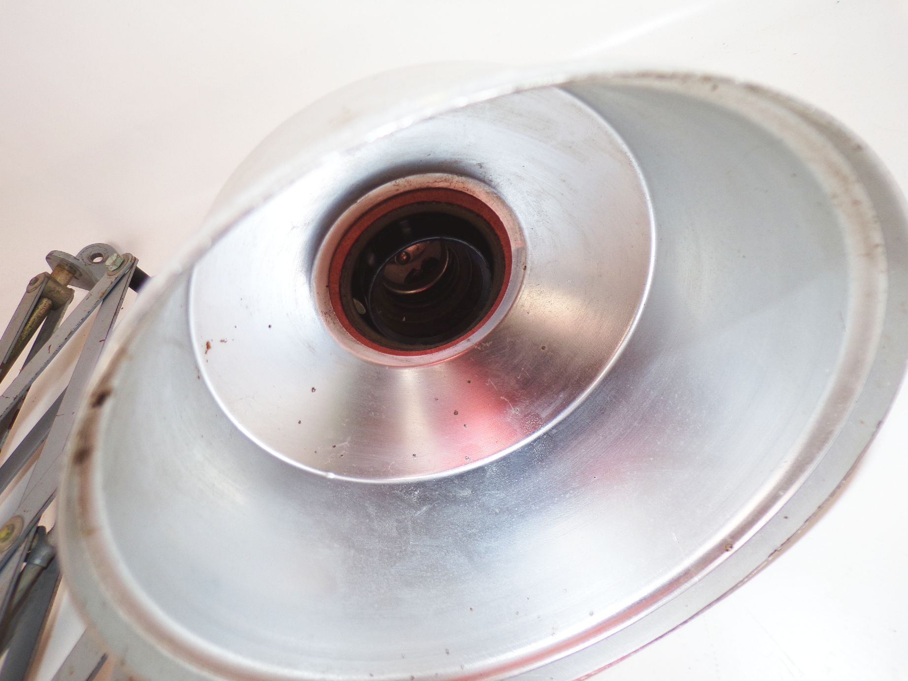 Alte Midgard R1 Scherenlampe Werkstattlampe