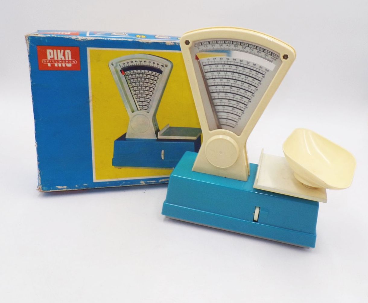 Piko Waage mit Originalkarton DDR Spielzeug 