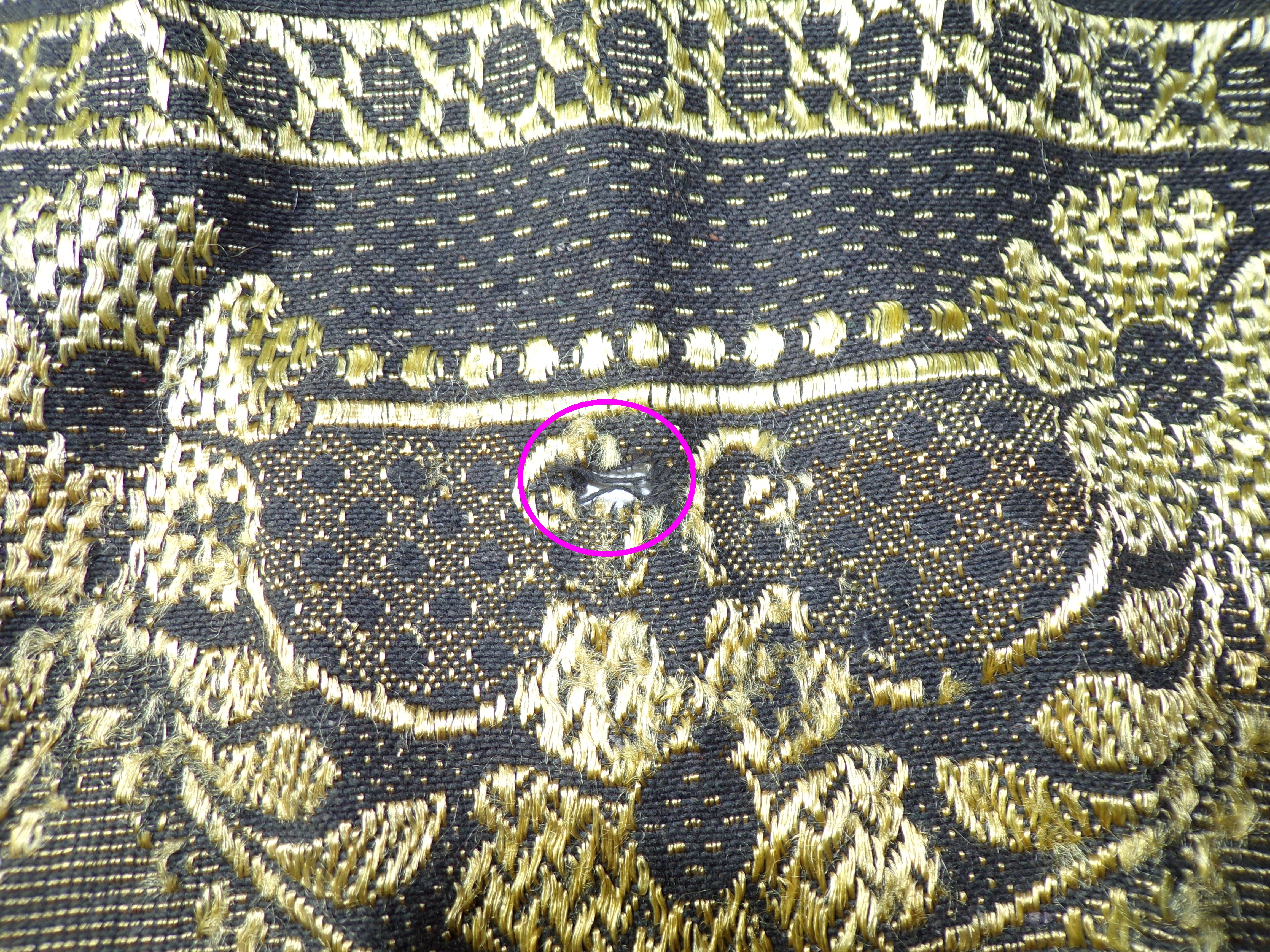 Tischdecke um 1900 Stickerei Seidenglanz Überwurf 