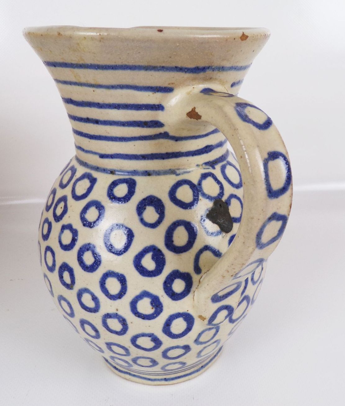 Alter Ton Krug blau weiß bäuerliche Deko Alter Ton Krug blau weiß bäuerliche Deko