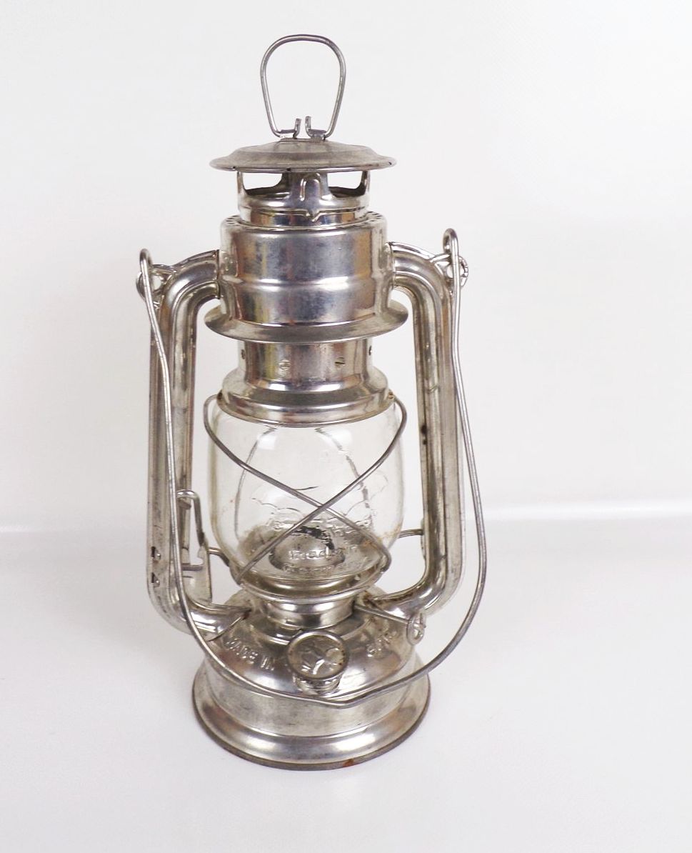 Bat Sturmlaterne 158 mit OVP Petroleumlampe Bat Sturmlaterne 158 mit OVP Petroleumlampe