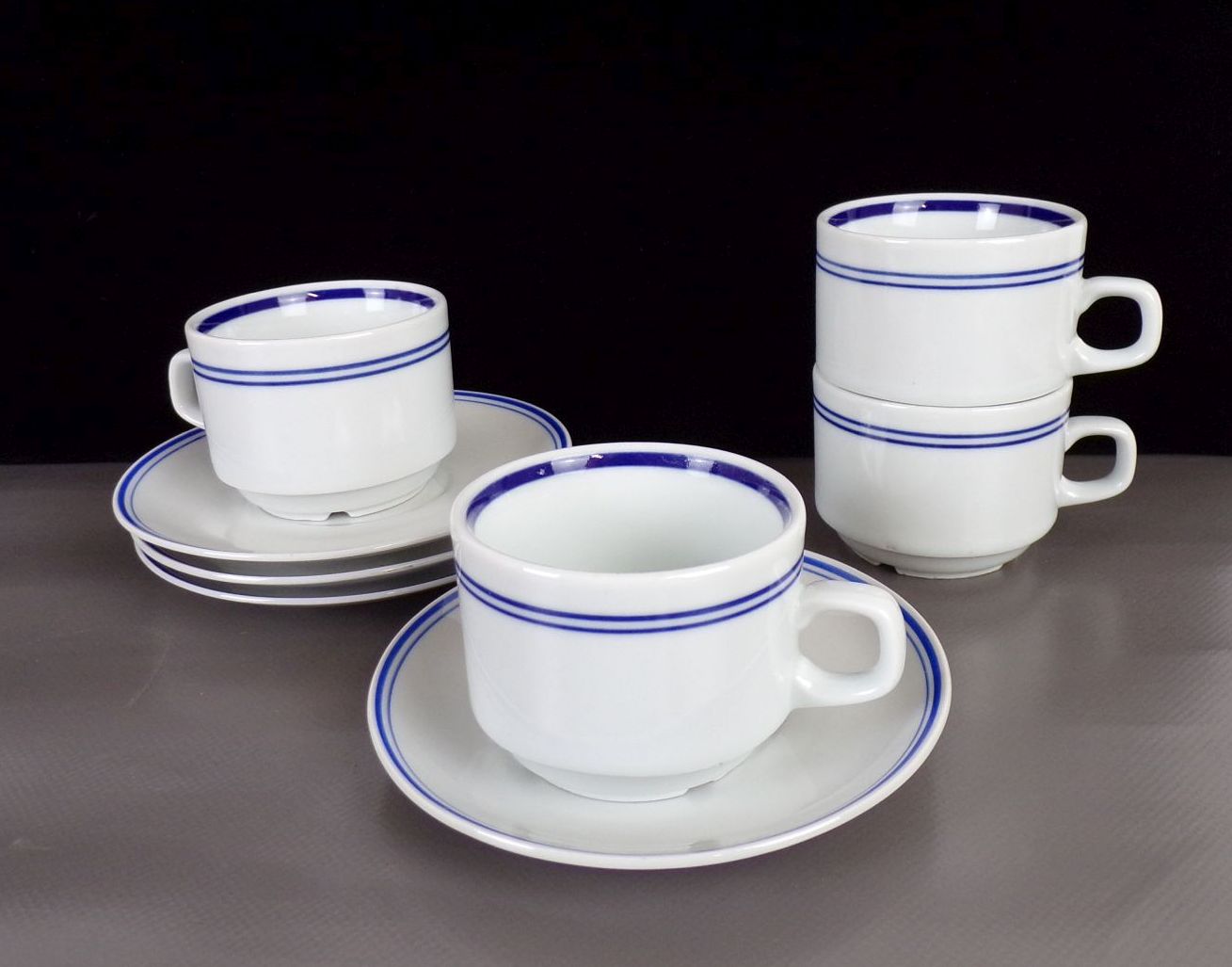 Kaffeegedeck 4 x Tasse Untertasse Blau Weiß wohl Mitropa 