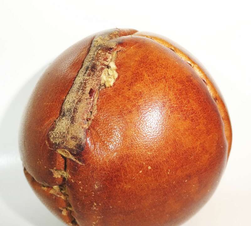 Schlagball Leder Wurfball Sportball Deko Lederball 