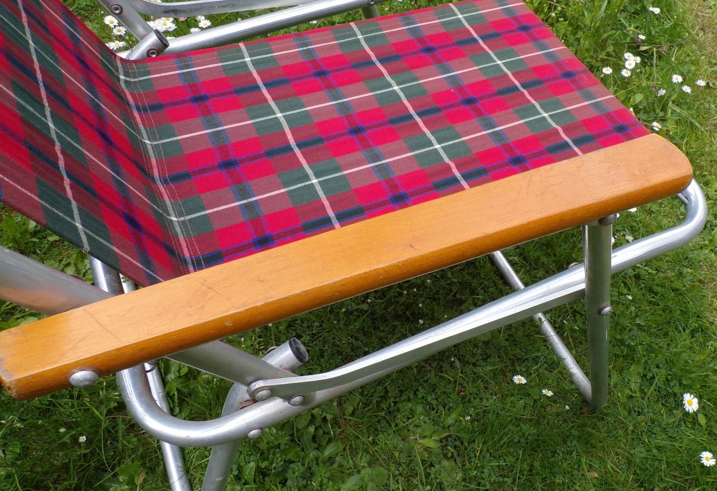 Alter DDR Klappstuhl Campingstuhl Karo Muster true vintage Alter DDR Klappstuhl Campingstuhl Karo Muster true vintage