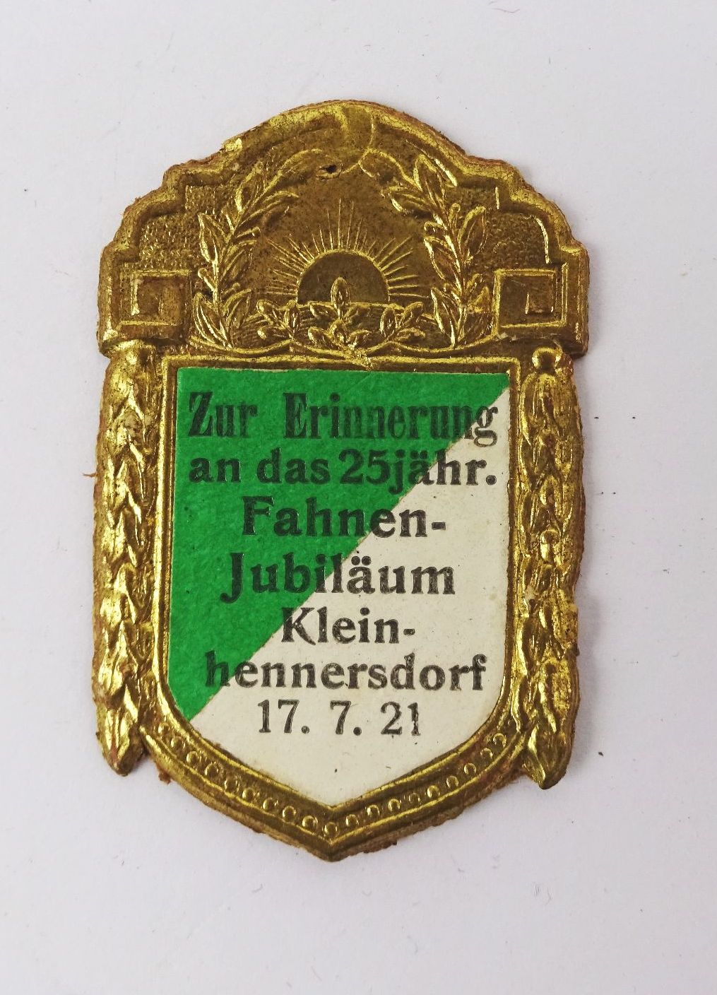 Abzeichen 25 jähriges Fahnen Jubiläum Kleinhennersdorf 1921 Pappe Abzeichen 25 jähriges Fahnen Jubiläum Kleinhennersdorf 1921 Pappe