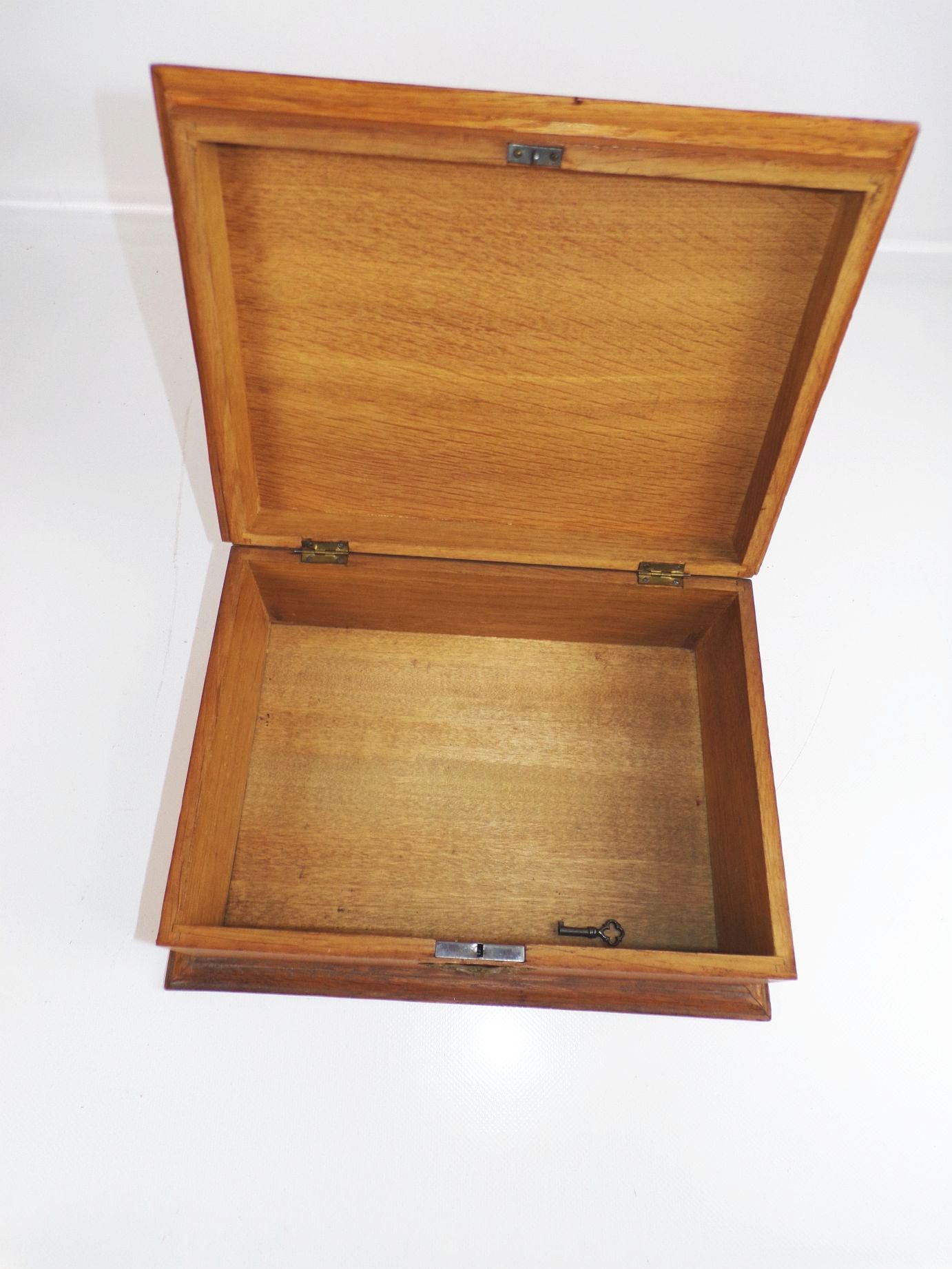 Jugendstil Schatulle mit Schlüssel Holz Box Aufbewahrung Antik 