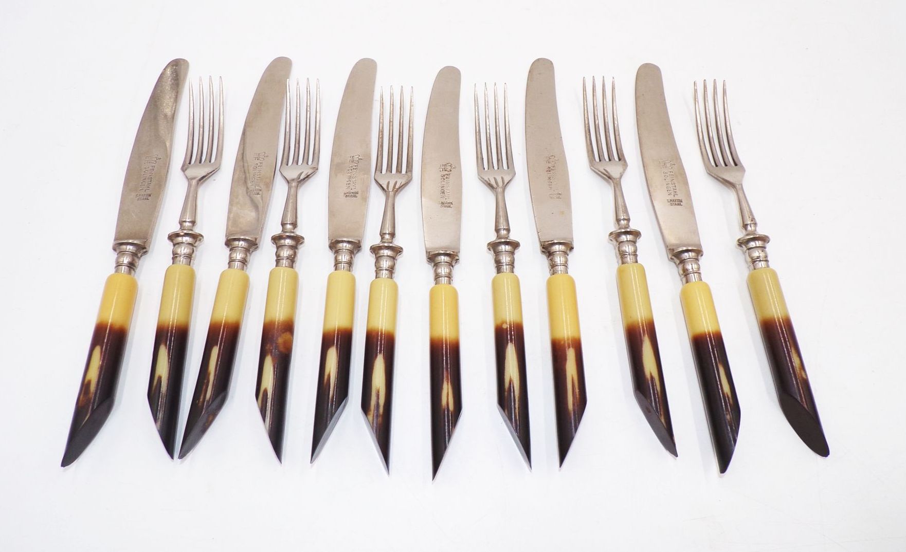 Altes Besteck Martin Solingen 12 Teile Messer Gabeln Antik 