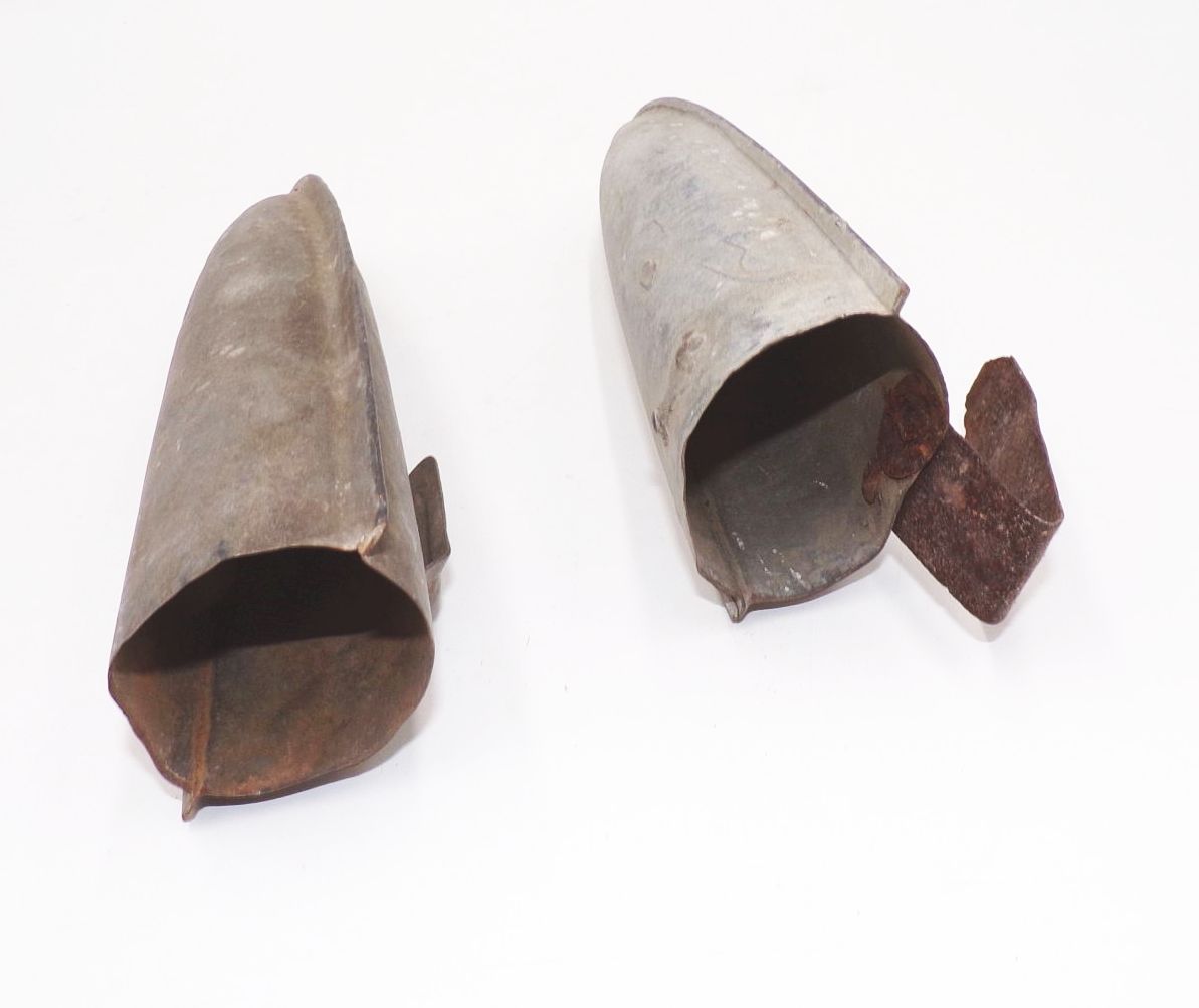 Wetzstein Behälter Antik 2 Stück Requisit Deko 