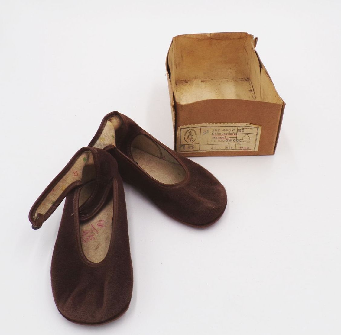 Alte Schuhe braun Kinderschuhe Spangenschuh Größe 25 Deko Vintage shoes