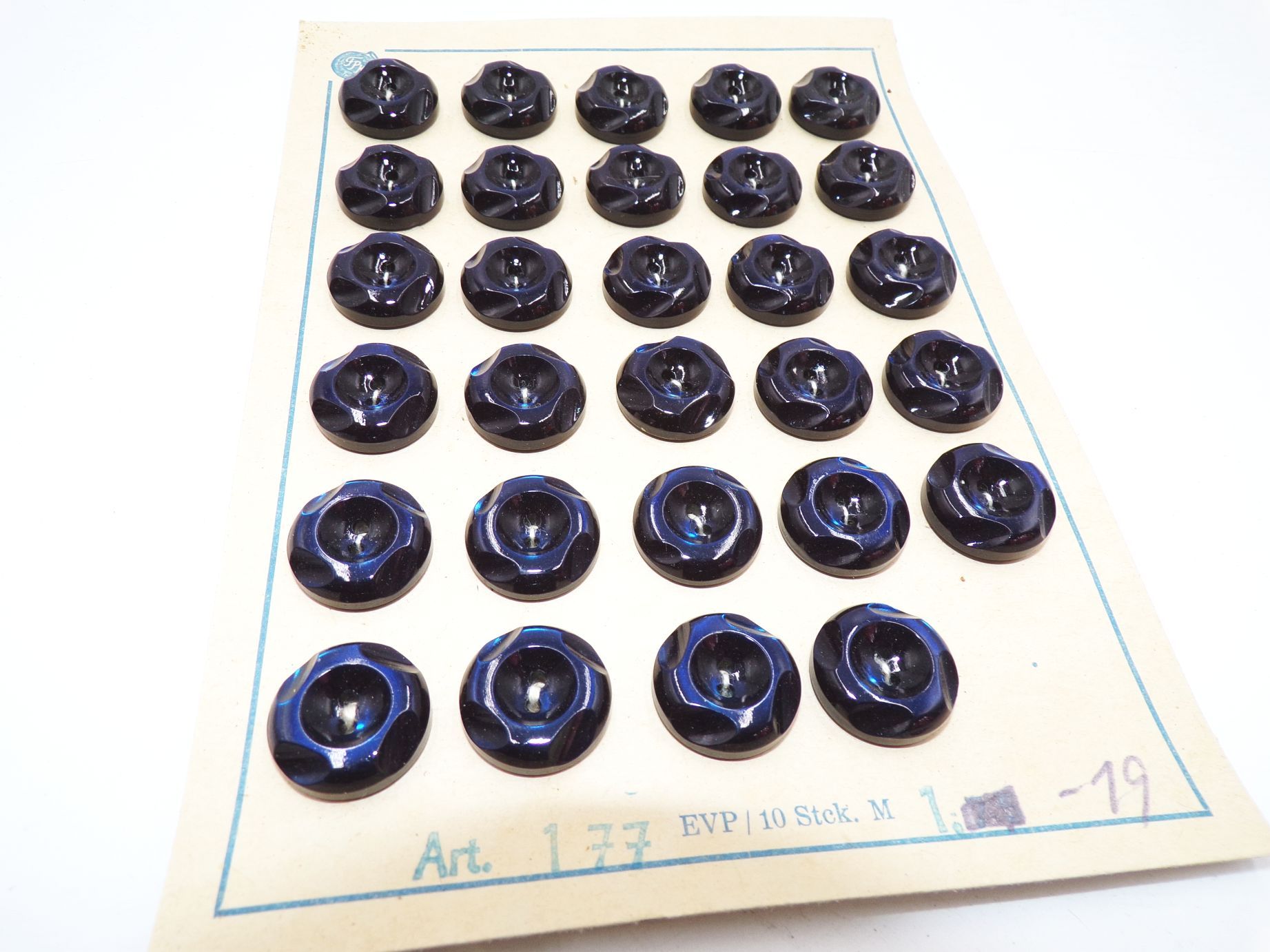 Alte Knöpfe schwarz blau 29 Stück true Vintage Knopf