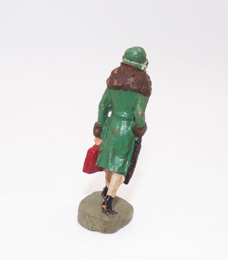 Alte Elastolin Massefigur Frau Dame Reisende Bahnhof um 1930