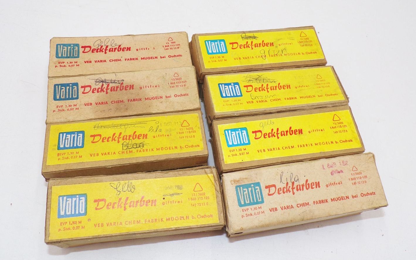 Varia Deckfarben DDR Farbtabletten VEB Mügeln Malkasten Malfarben