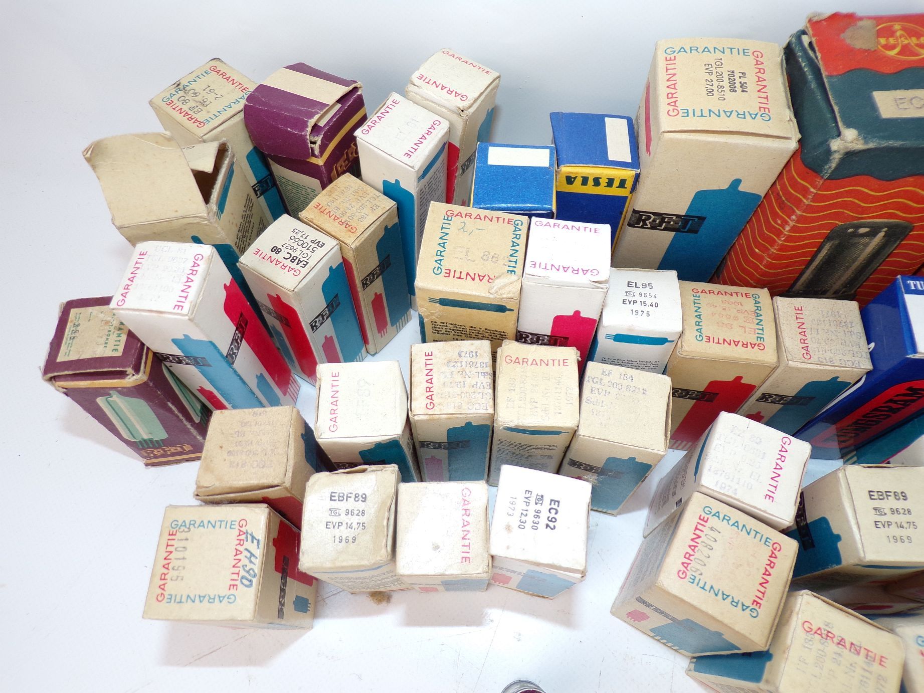 Konvolut alte Radioröhren tubes 