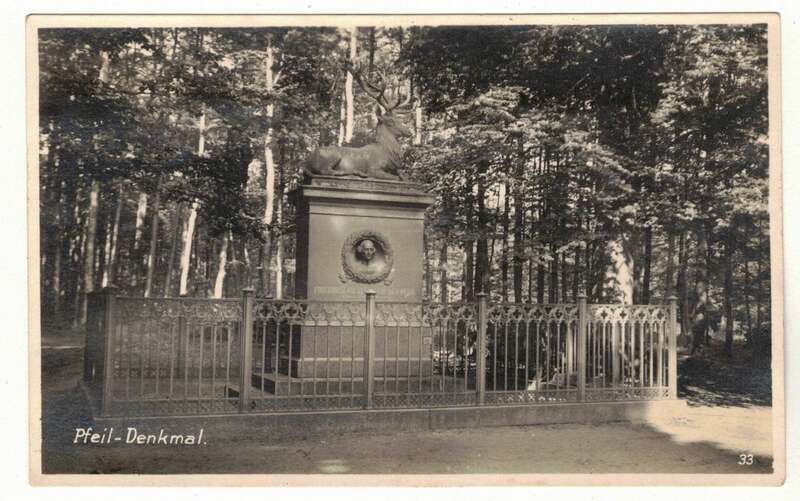Foto Ak Thale Pfeil Denkmal um 1930