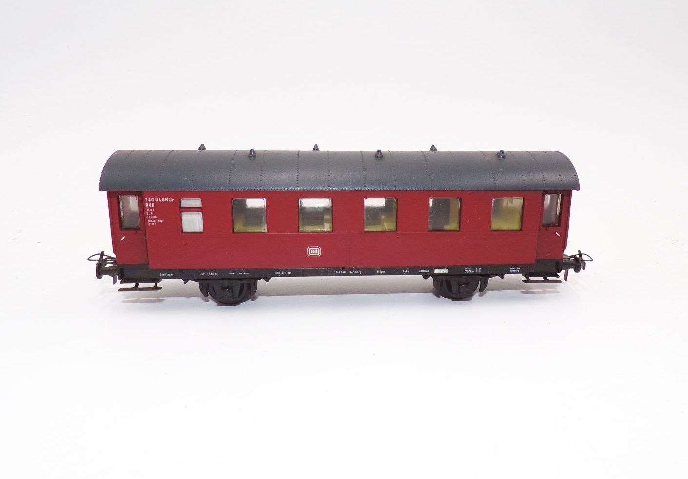 Piko Personenwagen Rot H0 DB 
