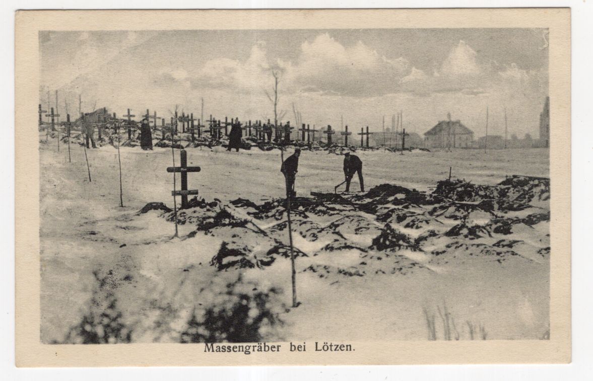 Ak Massegräber bei Lötzen Polen 1 Wk WW1