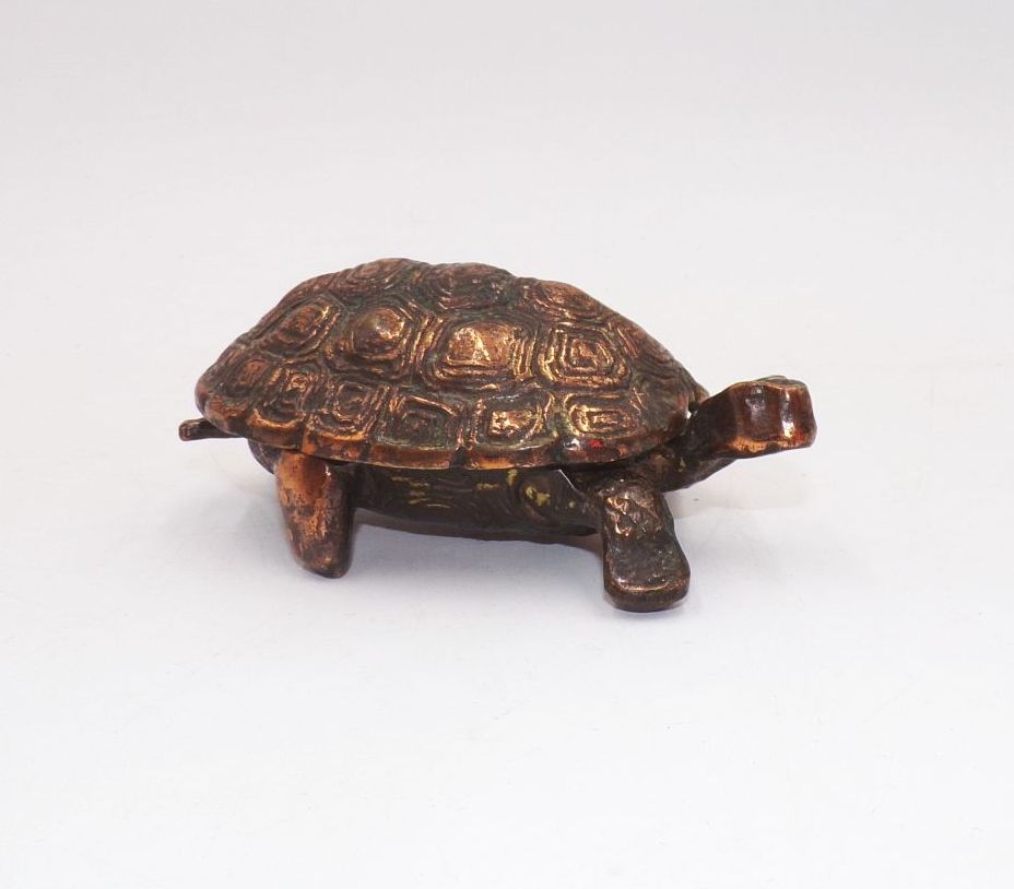 Alte Schildkröte Aschenbecher wohl DDR Deko