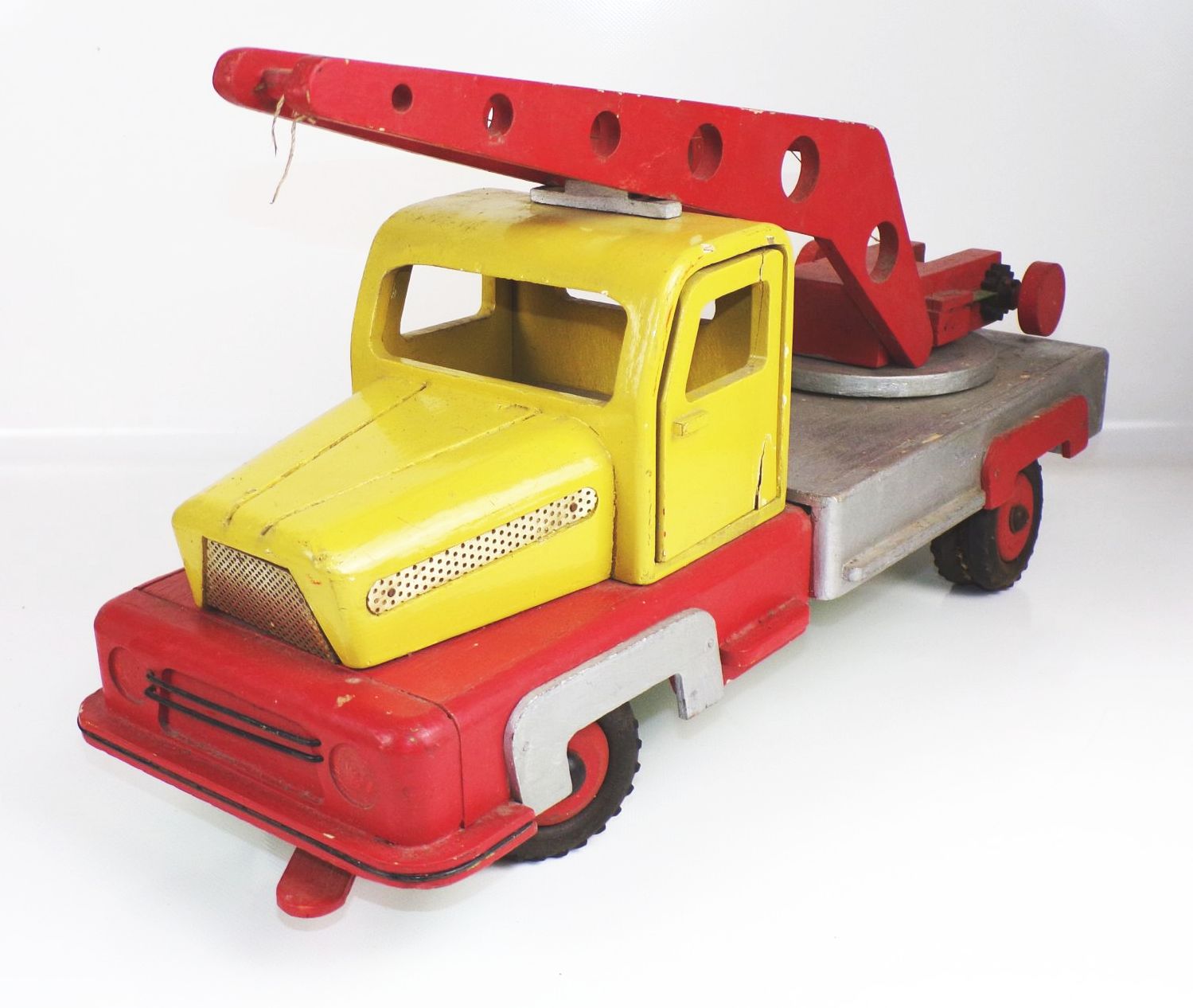 Alter Kranwagen DDR Holz Laster LKW truck um 1960