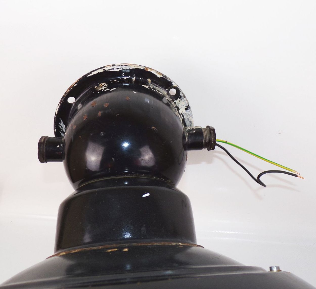 Email Deckenleuchte Schwarz Gitter Rund E27 Deckenleuchte Loft Industrie Email Deckenleuchte Schwarz Gitter Rund E27 Deckenleuchte Loft Industrie