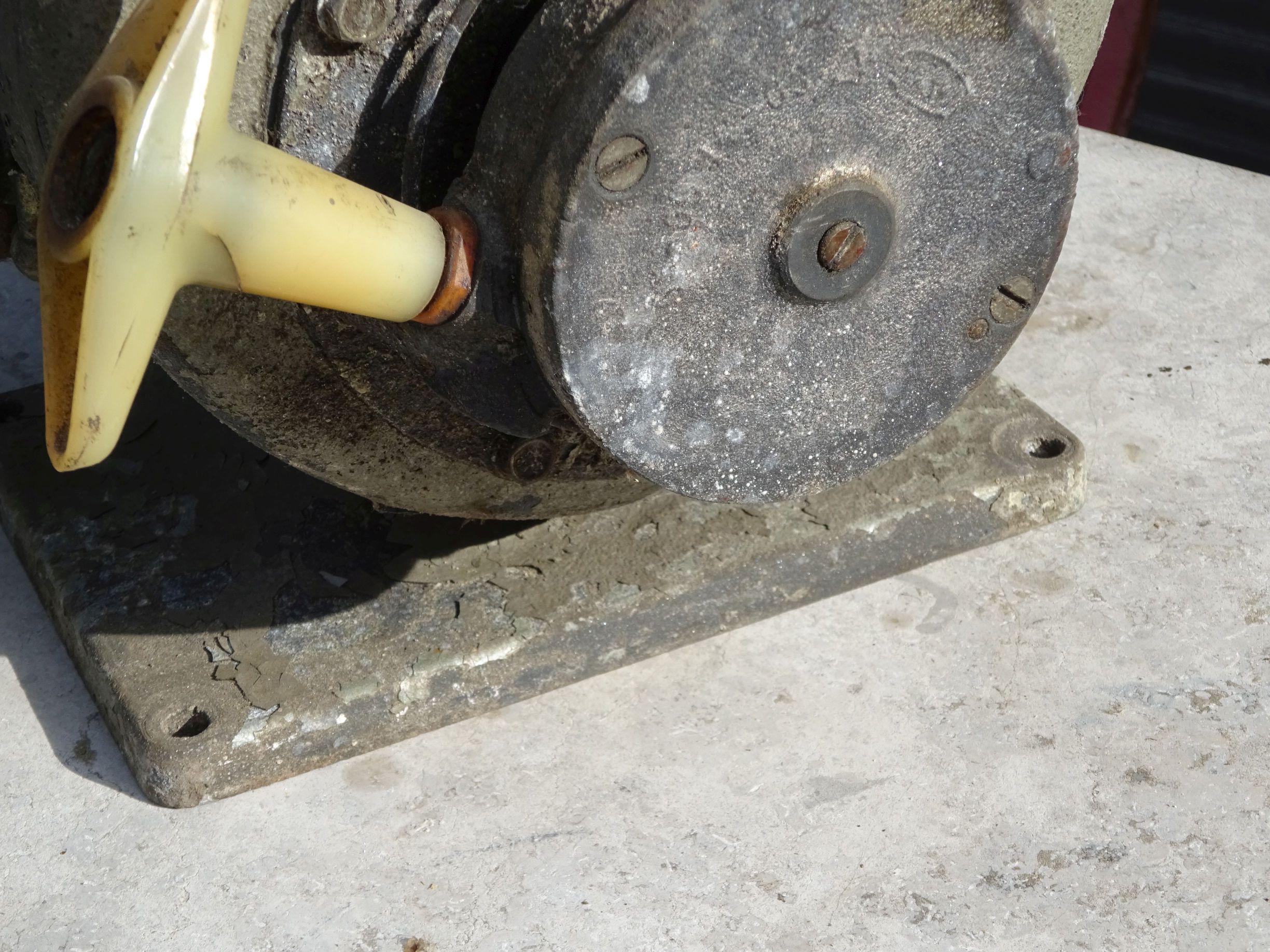 Barkas EL65 Stationärmotor Fliehkraftkupplung DDR Motor Barkas EL65 Stationärmotor Fliehkraftkupplung DDR Motor