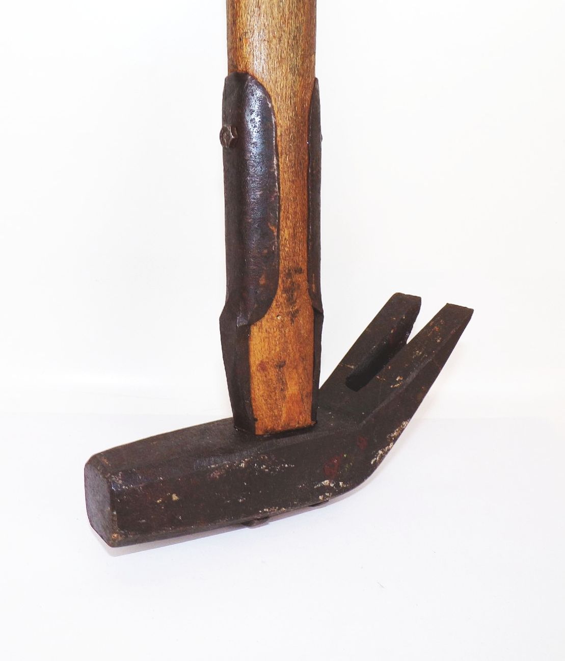 Alter Zimmermann Hammer Eisen Holz Schaft 