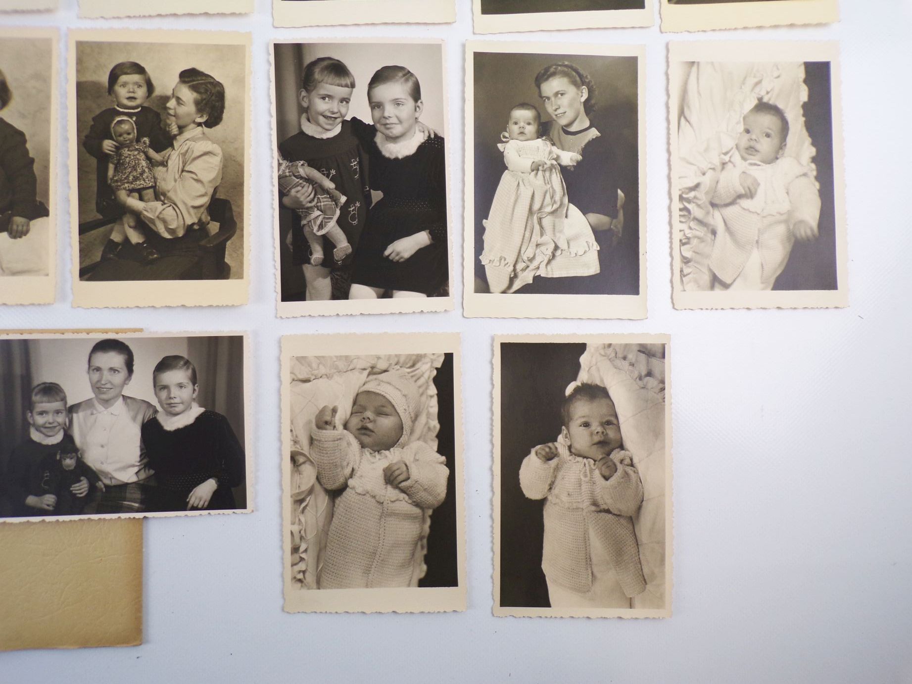 Foto Nachlass Kinder Spielzeug Portraits Kinderheit 1950er vintage Foto Nachlass Kinder Spielzeug Portraits Kinderheit 1950er vintage