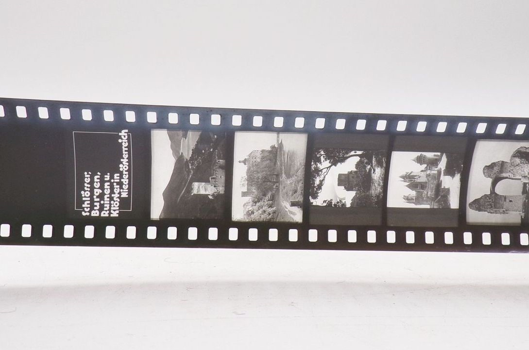 Old Diafilm Rollfilm Schlösser Burgen Ruinen Klöster in Niederösterreich Old Diafilm Rollfilm Schlösser Burgen Ruinen Klöster in Niederösterreich