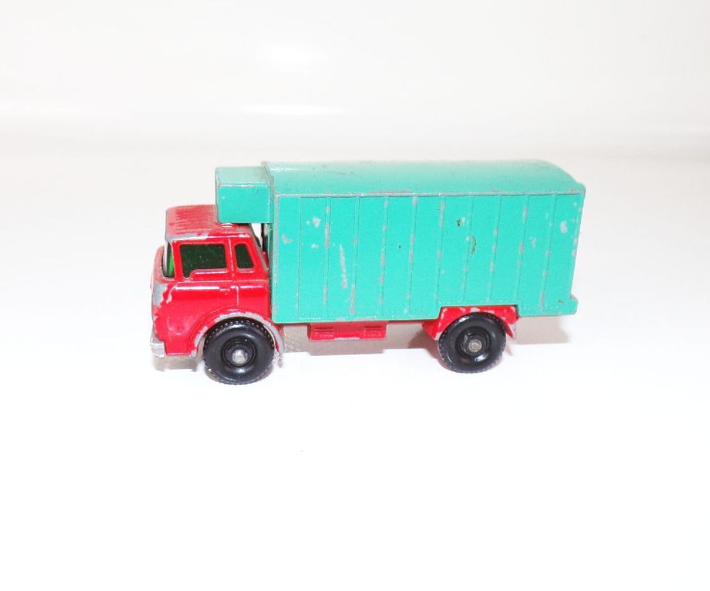 Lesney No 44 Refrigerator Truck matchbox series Lesney No 44 Refrigerator Truck matchbox series