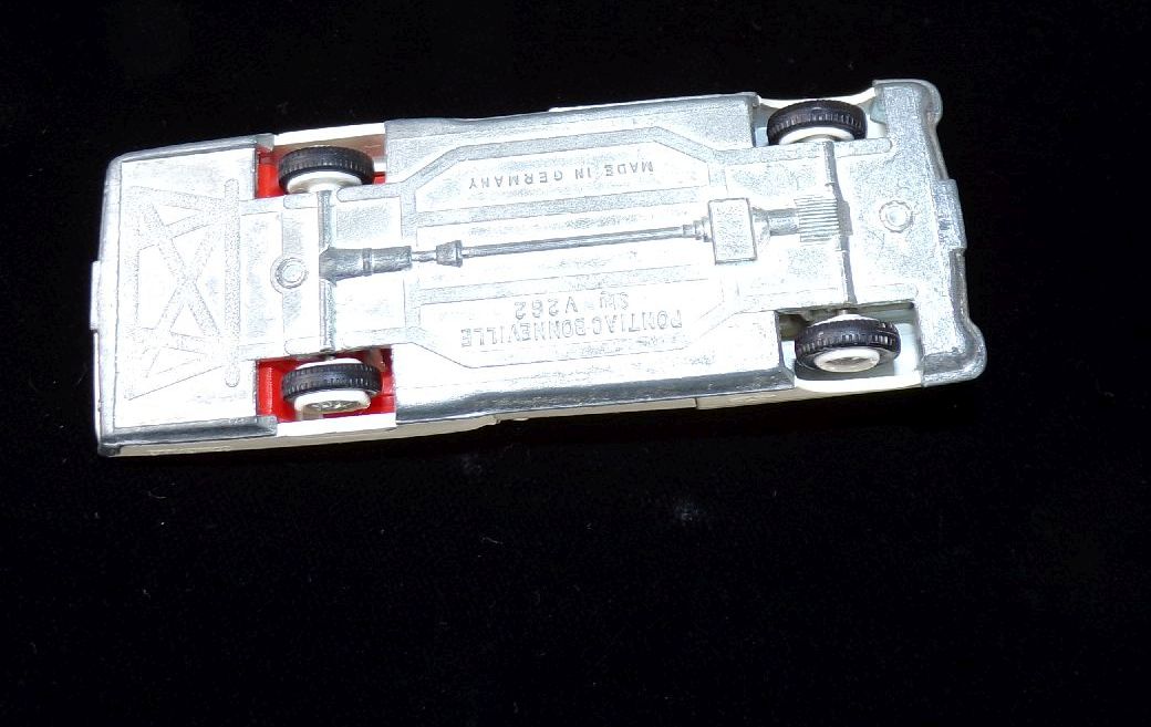 Siku Pontiac Bonneville V262 Modellauto Siku Pontiac Bonneville V262 Modellauto