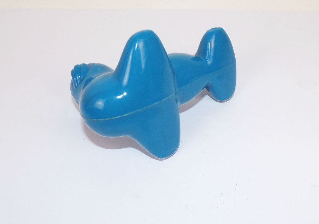 DDR Badetier Robbe Spielzeug Plaste blau Vintage 