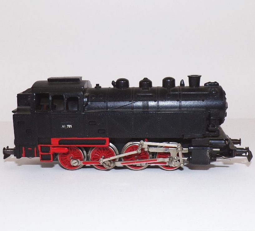 PIKO Güterzuglok BR 81 ME 1701 Spur H0 mit OVP mit Licht 